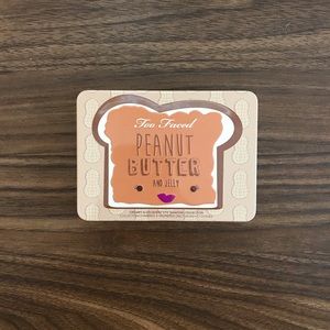 Too Faced Peanut Butter and Jelly Palette
